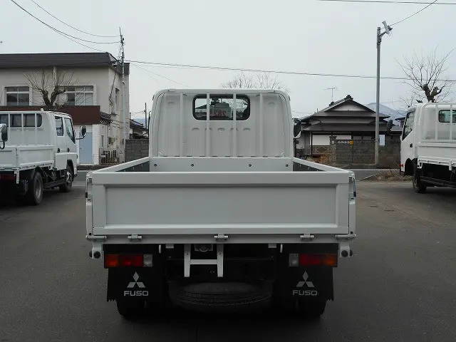 三菱 キャンター TPG-FDA00(4WD)の写真6
