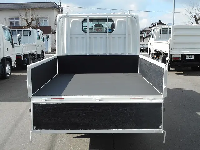 日産 アトラス SDG-SZ5F24(4WD)の写真9