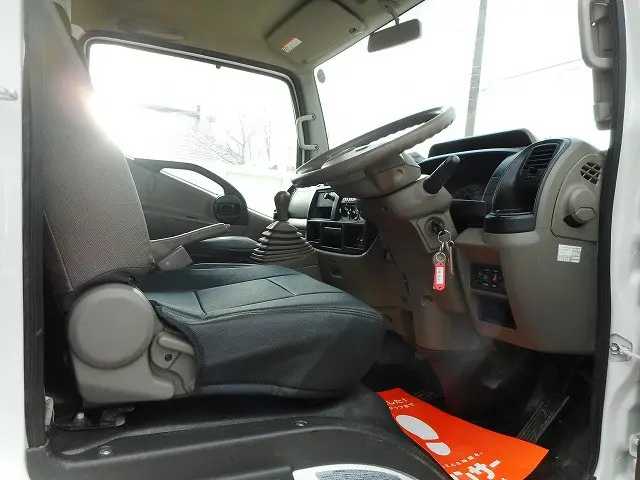 日産 アトラス SDG-SZ5F24(4WD)の写真13