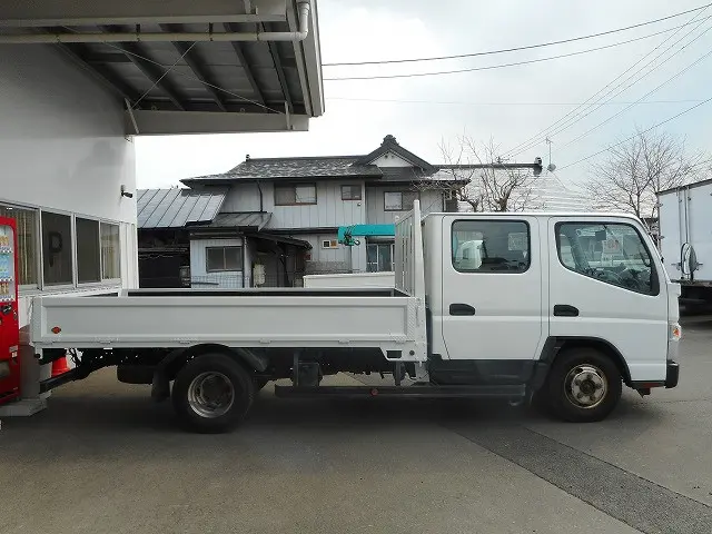 三菱 キャンター TKG-FGA20(4WD)の写真4