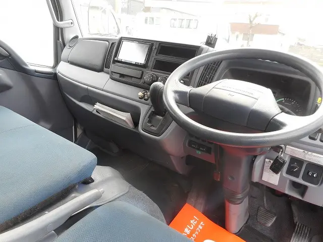 三菱 キャンター TKG-FGA20(4WD)の写真12