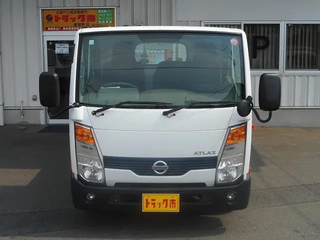 日産 アトラス TKG-SZ5F24(4WD)の写真2