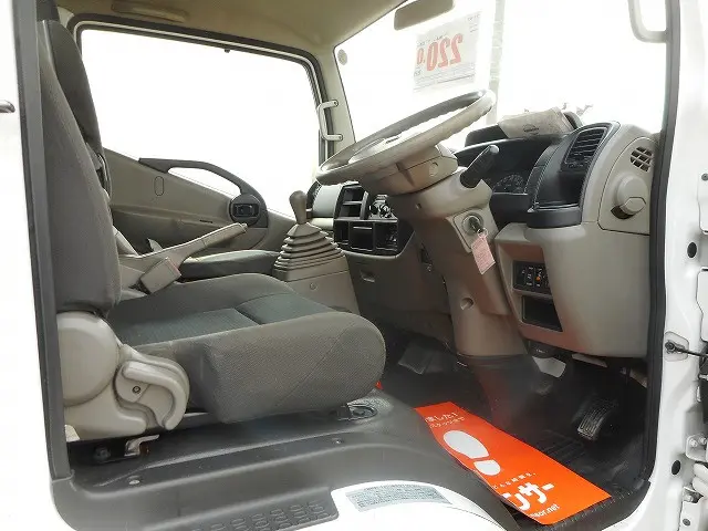 日産 アトラス TKG-SZ5F24(4WD)の写真12