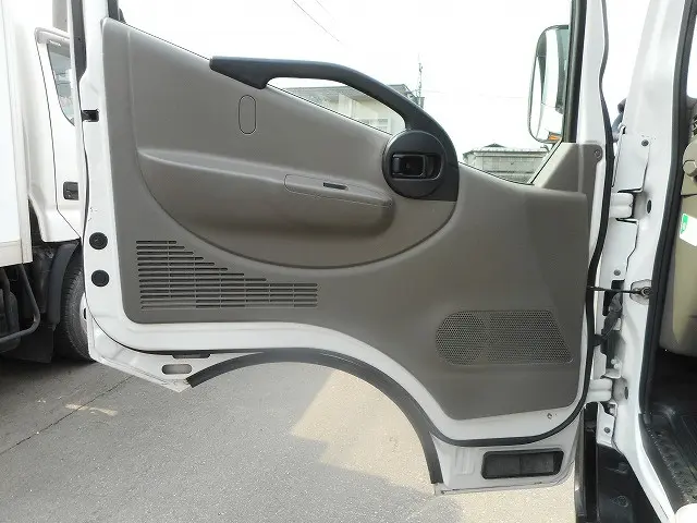 日産 アトラス TKG-SZ5F24(4WD)の写真16