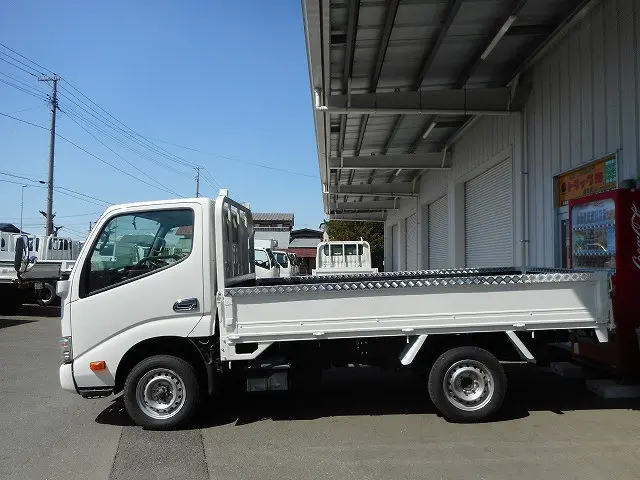 トヨタ ダイナ LDF-KDY281(4WD)の写真5