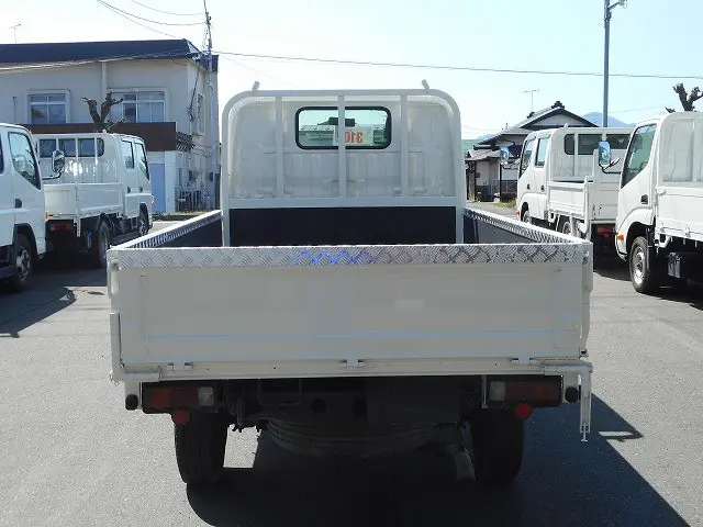 トヨタ ダイナ LDF-KDY281(4WD)の写真6