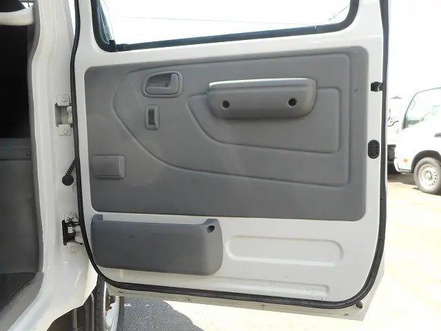 トヨタ ダイナ LDF-KDY281(4WD)の写真18