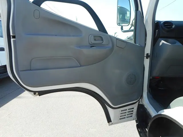 トヨタ ダイナ LDF-KDY281(4WD)の写真21