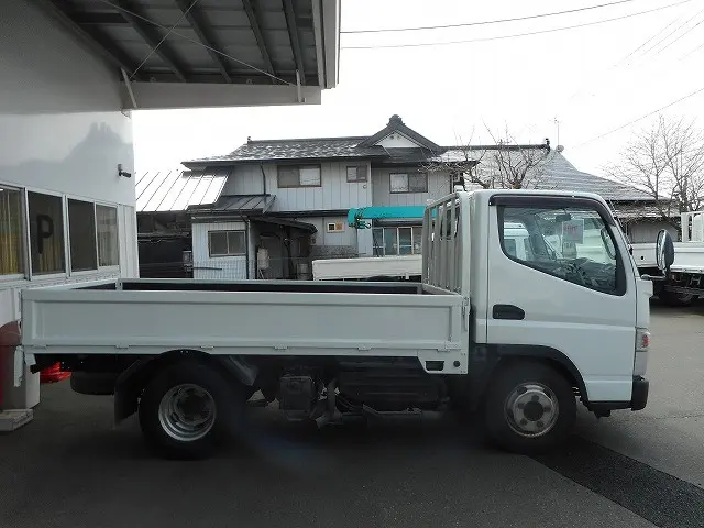 三菱 キャンター TPG-FDA00(4WD)の写真4