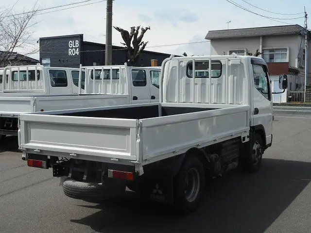 三菱 キャンター TPG-FDA00(4WD)の写真7