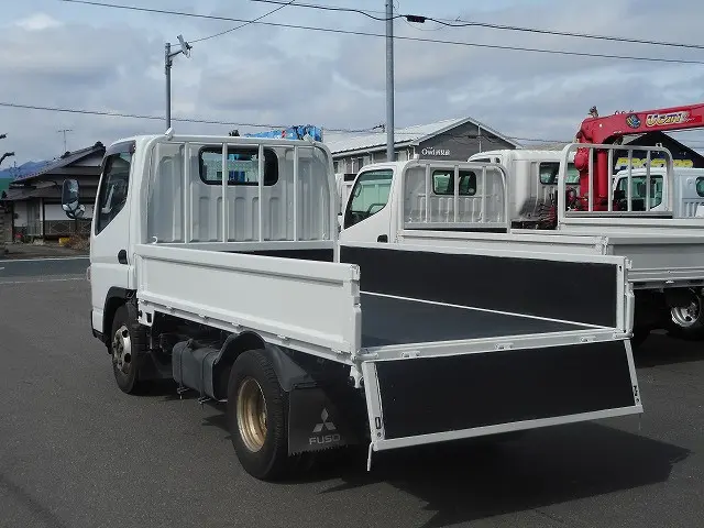 三菱 キャンター TPG-FDA00(4WD)の写真10