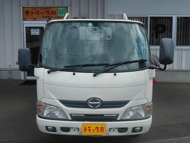 日野 デュトロ TKG-XZU675M(4WD)の写真2