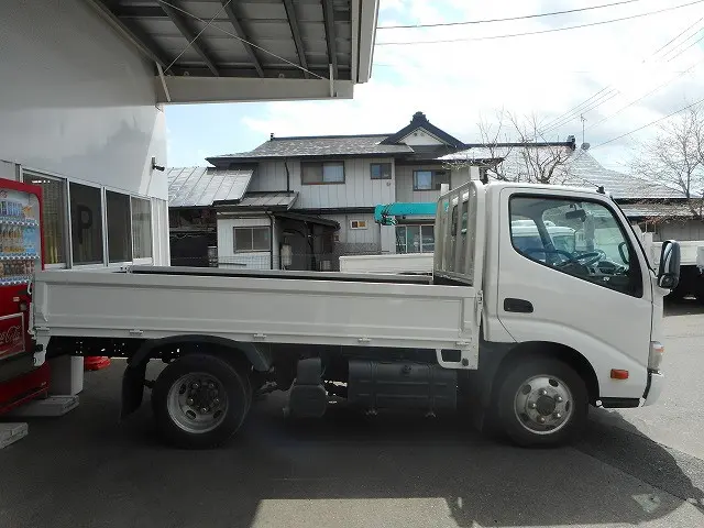日野 デュトロ TKG-XZU675M(4WD)の写真4