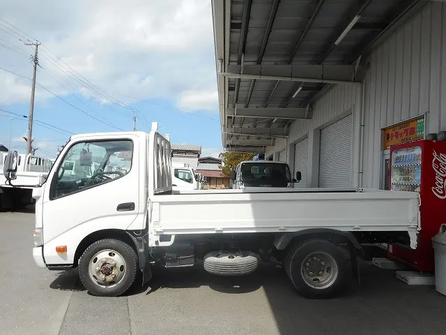 日野 デュトロ TKG-XZU675M(4WD)の写真5