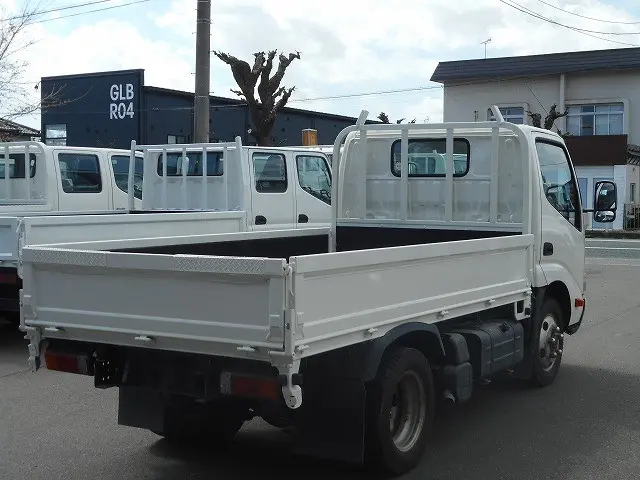 日野 デュトロ TKG-XZU675M(4WD)の写真7