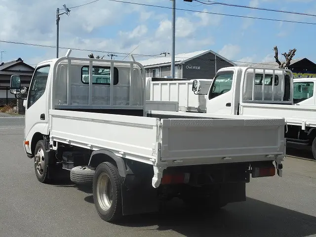 日野 デュトロ TKG-XZU675M(4WD)の写真8