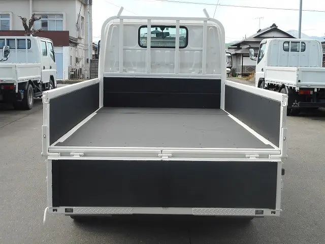 日野 デュトロ TKG-XZU675M(4WD)の写真9