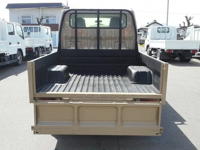 トヨタ ダイナ LDF-KDY281(4WD)の写真9