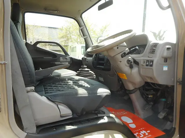 トヨタ ダイナ LDF-KDY281(4WD)の写真13