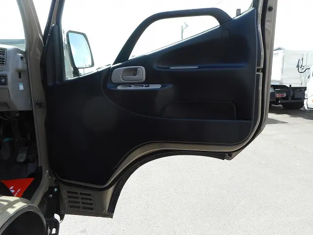 トヨタ ダイナ LDF-KDY281(4WD)の写真14