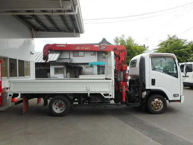 いすゞ エルフ SDG-NPS85AR(4WD)の写真4