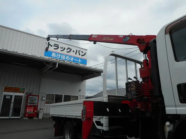 いすゞ エルフ SDG-NPS85AR(4WD)の写真13