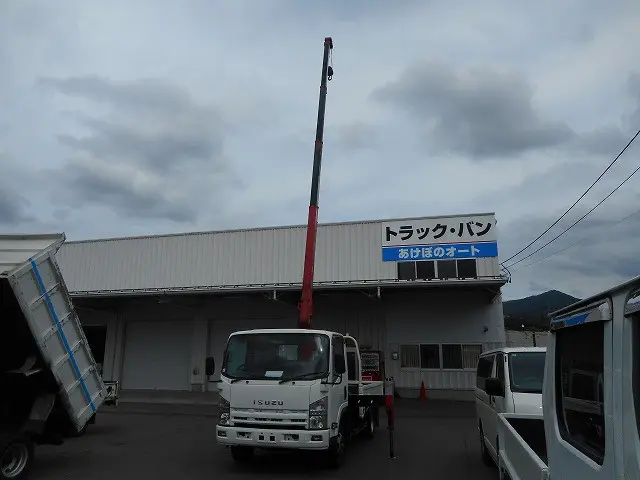 いすゞ エルフ SDG-NPS85AR(4WD)の写真16