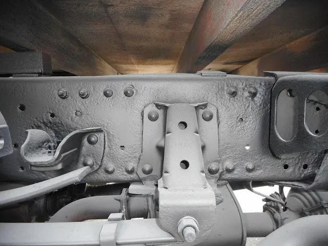 いすゞ エルフ SDG-NPS85AR(4WD)の写真31