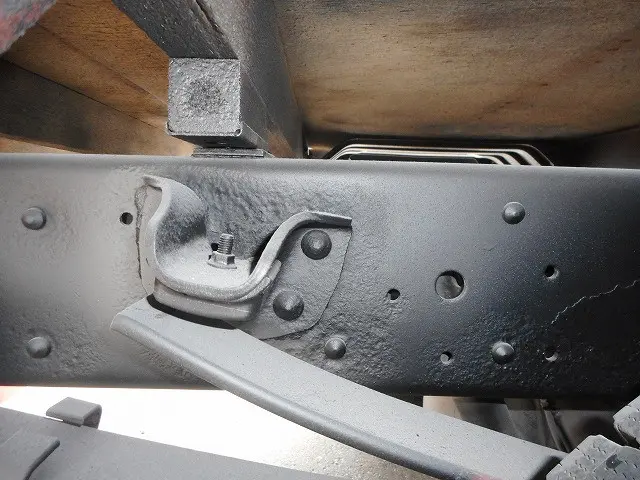 いすゞ エルフ SDG-NPS85AR(4WD)の写真34