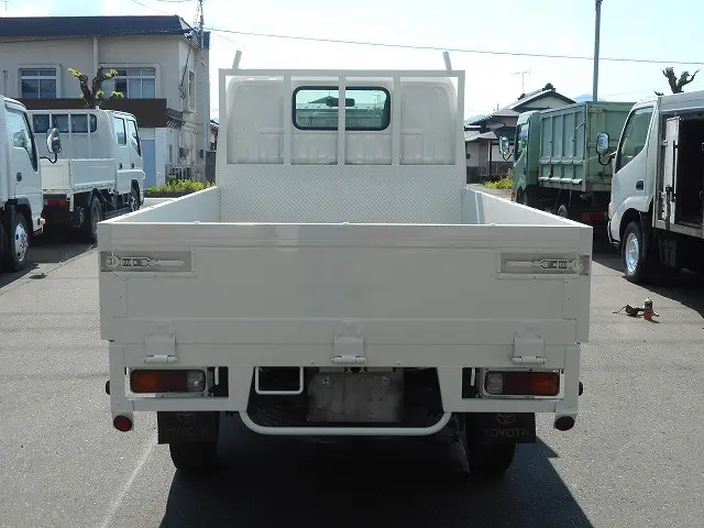 トヨタ ダイナ LDF-KDY281(4WD)の写真6