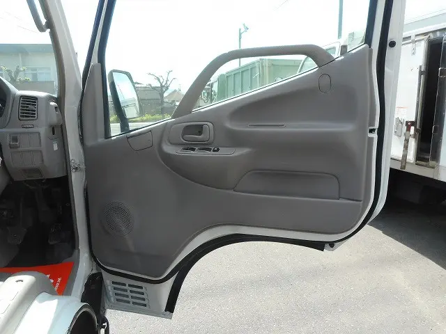 トヨタ ダイナ LDF-KDY281(4WD)の写真13