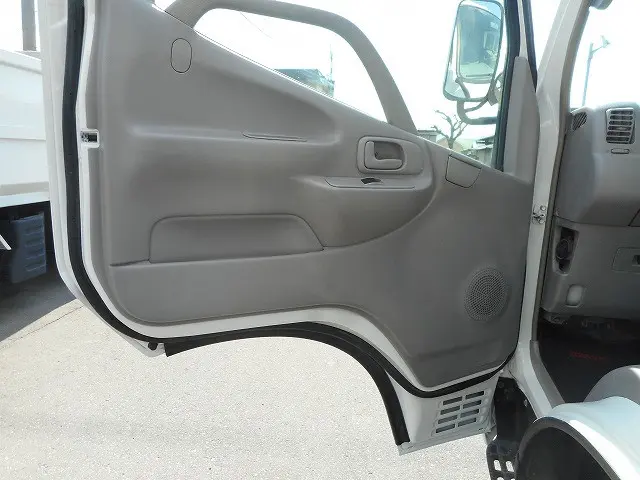 トヨタ ダイナ LDF-KDY281(4WD)の写真16