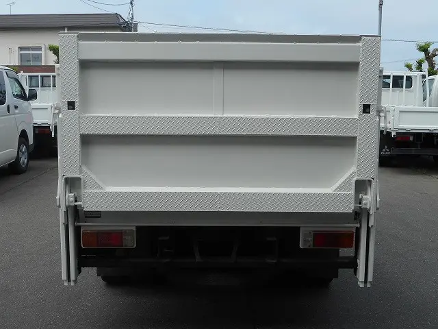 トヨタ ダイナ TKG-XZU685(4WD)の写真6