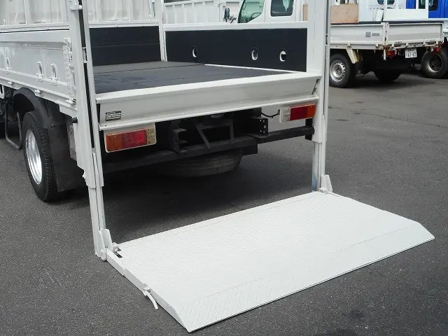 トヨタ ダイナ TKG-XZU685(4WD)の写真11