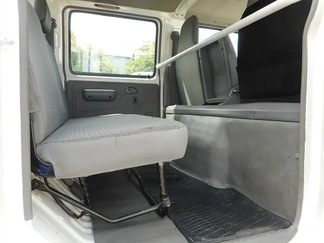 トヨタ ダイナ TKG-XZU685(4WD)の写真16