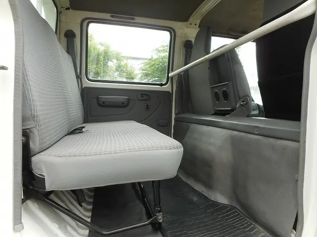 日野 デュトロ TKG-XZU685M(4WD)の写真15