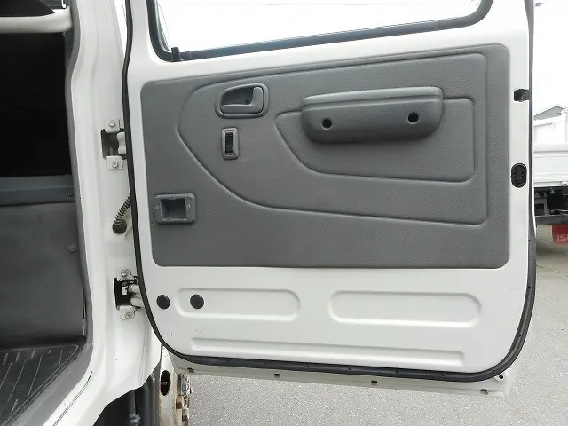 日野 デュトロ TKG-XZU685M(4WD)の写真16
