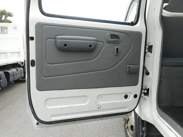 日野 デュトロ TKG-XZU685M(4WD)の写真21