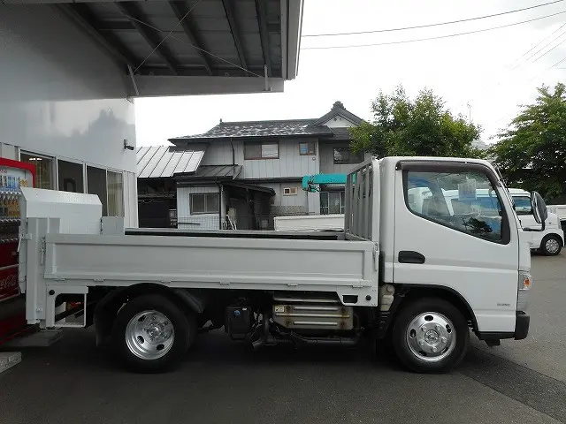 三菱 キャンター TPG-FDA50(4WD)の写真4