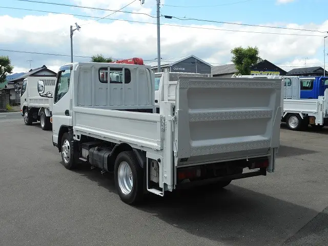 三菱 キャンター TPG-FDA50(4WD)の写真8