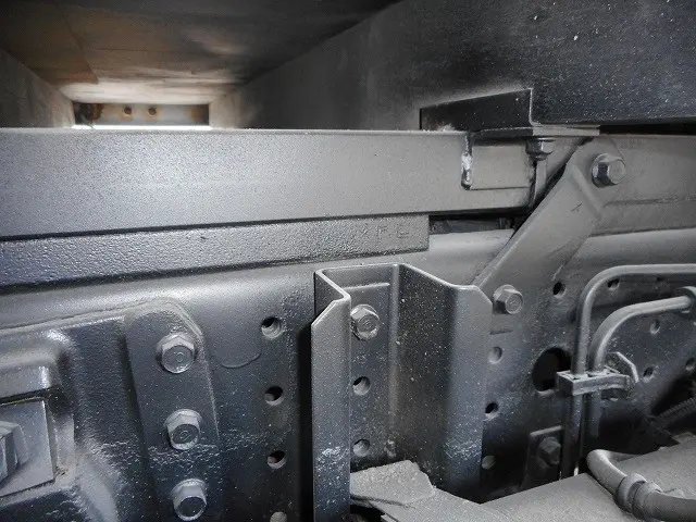 三菱 キャンター TPG-FDA50(4WD)の写真25