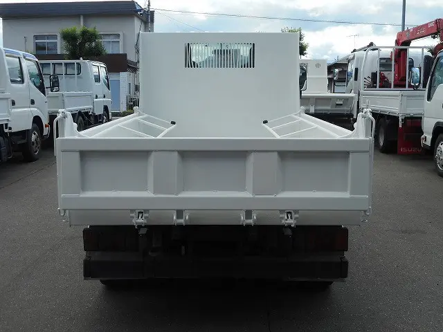 いすゞ エルフ TDG-NKS85AN(4WD)の写真6