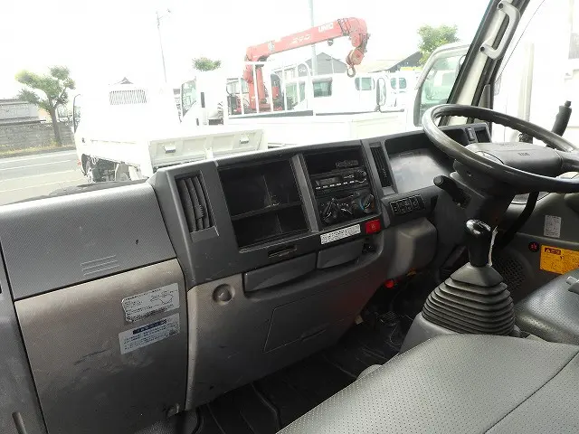 いすゞ エルフ TDG-NKS85AN(4WD)の写真19