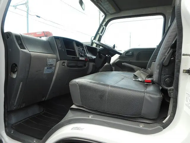 いすゞ エルフ TDG-NKS85AN(4WD)の写真20