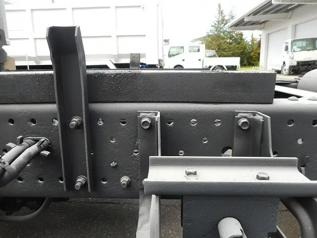 いすゞ エルフ TDG-NKS85AN(4WD)の写真30