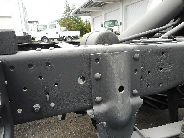 いすゞ エルフ TDG-NKS85AN(4WD)の写真31