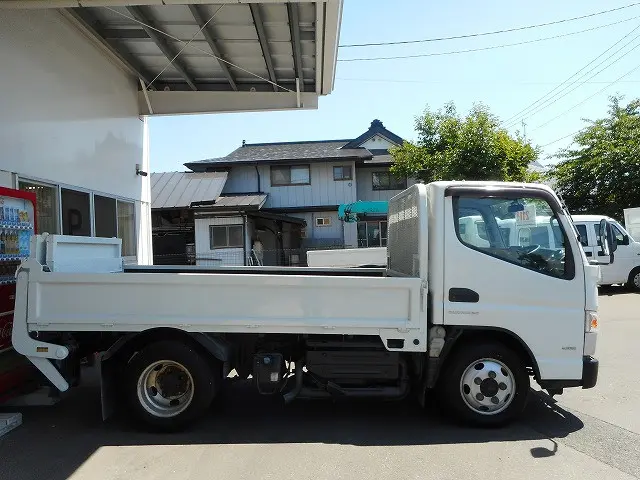 三菱 キャンター TPG-FDA50(4WD)の写真4