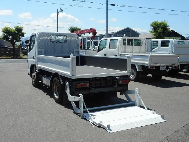 三菱 キャンター TPG-FDA50(4WD)の写真10