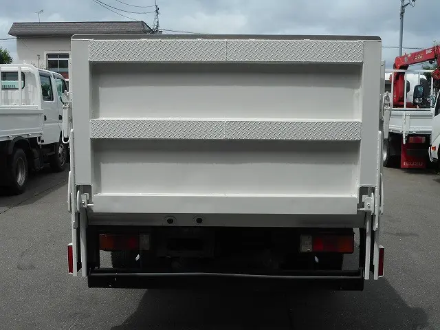 トヨタ ダイナ TKG-XZU695(4WD)の写真6