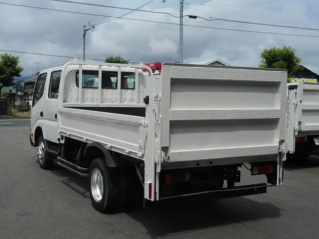 トヨタ ダイナ TKG-XZU695(4WD)の写真8